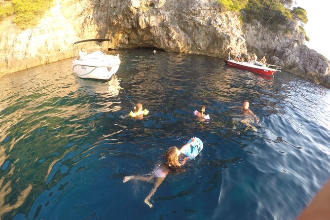 Private 4 Hours Blue Cave & Shunj Sandy Beach Experience - What the “fully flexible” promise really means in your day