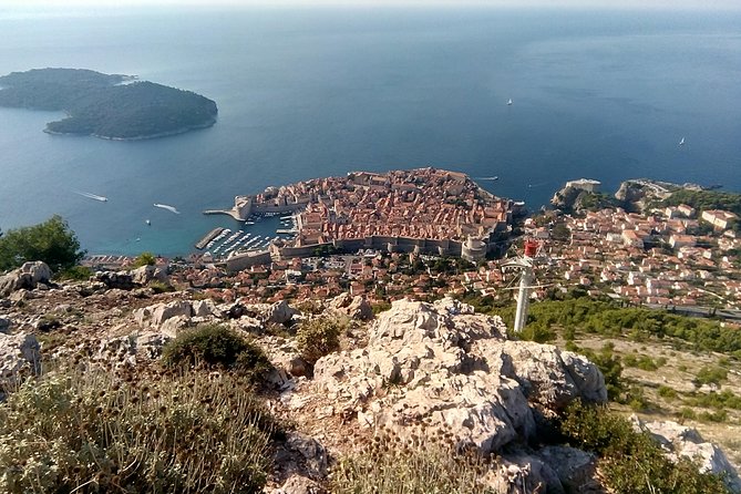 Private Arrival Transfer: Dubrovnik Airport to Dubrovnik, Orebić - Meet-and-greet at Dubrovnik Airport, then straight to your hotel