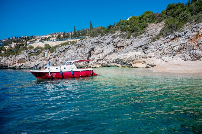 Private boat tour- explore the islands, find hidden caves and try snorkelling - What’s included on board, and how that changes your comfort