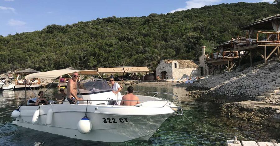 Private boat tour from Dubrovnik/Cavtat to Elafiti islands - Your boat day setup, the Atlantic Marine Open 750