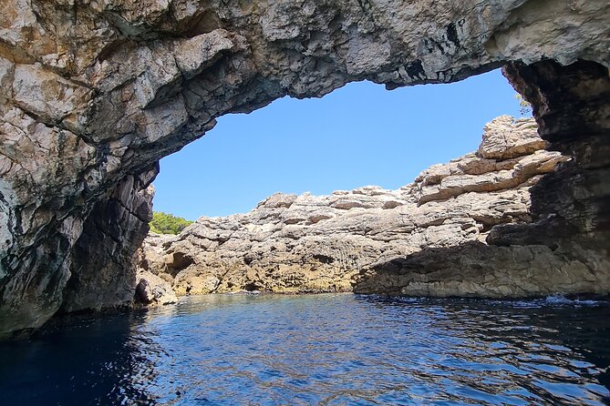 Private boat tour to Elafiti islands and south part of Mljet 8h. ALL INCLUDED - Blue Cave and Snorkeling Time, Without the Usual Rush