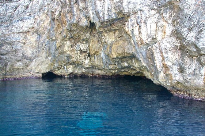 Private Boat Tours Dubrovnik Elaphiti islands & Blue cave - Šunj Beach: beautiful sand, but plan for the no-dock swim