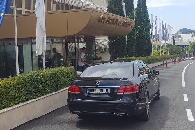 Private Departure Transfer - Dubrovnik to Dubrovnik Airport - Meet and greet at the arrival terminal, exactly where you need it
