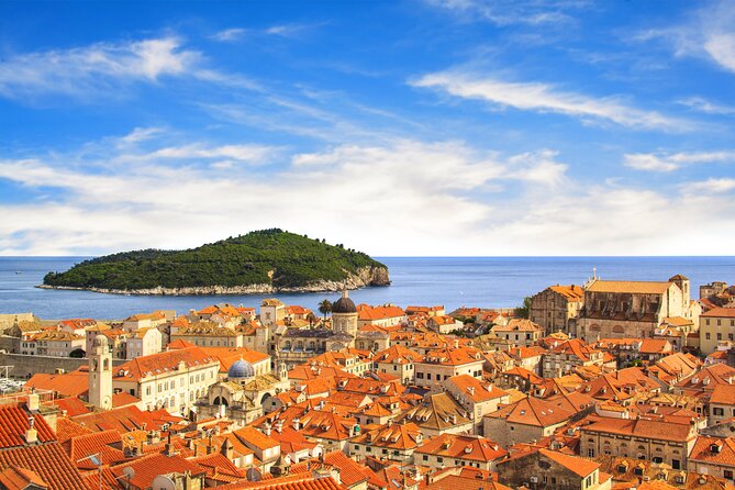 Private Dubrovnik City Walls & City Tour - Luza Square: Orlando’s Column and Big Central Sights