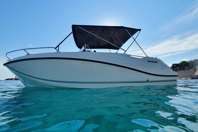 Private Elafiti Islands Tour from Dubrovnik by Quicksilver 555 - Drinks on board, and the small comfort factor that matters