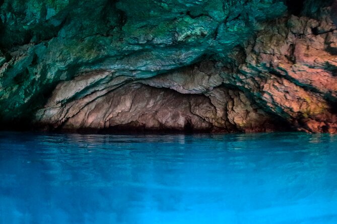Private Full day Elafiti islands and Blue cave tour - Boarding day: what you should expect from the skipper and boat rhythm