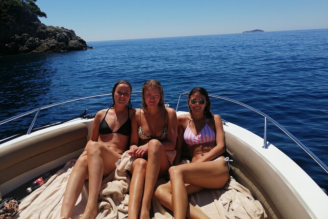 Private Half-Day Tour Elaphiti Islands by Speedboat, Dubrovnik - Stop 1: Šunj Beach on Lopud, sandy water and easy settling in