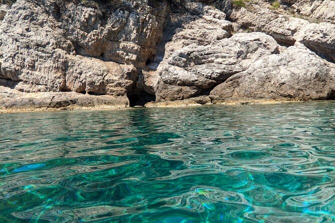 Private luxury speedboat tour-Islands, caves, beaches, snorkeling - Stop 4: Šunj Beach for Classic Dubrovnik-Region Relaxing