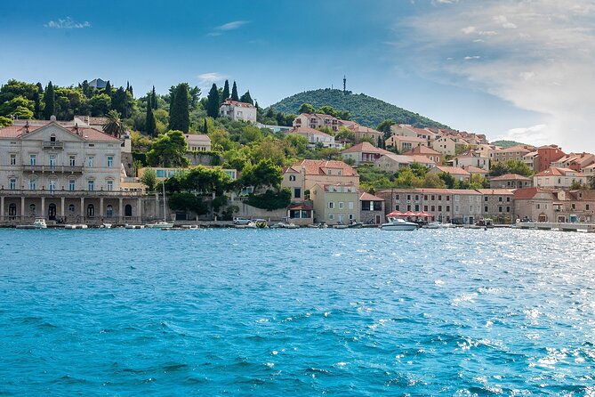 PRIVATE TOUR: Highlights & Hidden Gems of Dubrovnik With Locals - Should you book this private Dubrovnik guide walk?