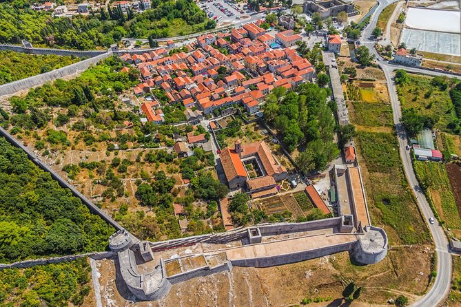 Private Tour: Korcula and Ston Day Trip from Dubrovnik with Wine Tasting - Morning pickup from Dubrovnik, then straight toward Ston