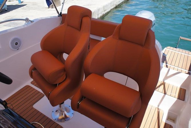 Private tour to the Elafiti with Barracuda 545 - half day 4h - Price and value: $419.39 for up to four people