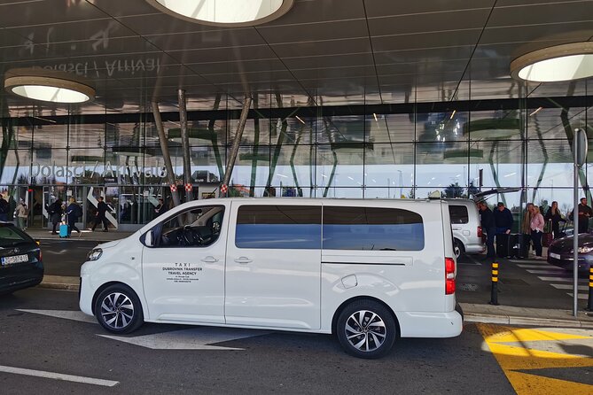 Private Transfer by 8 seats van from and to Dubrovnik Airport - What Could Be a Catch (So You Are Not Surprised)