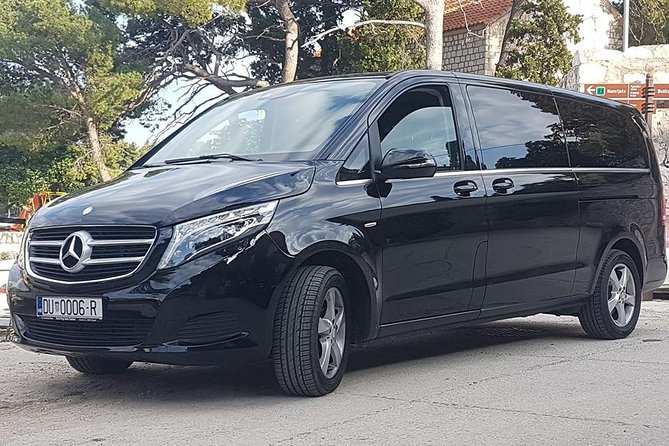 Private transfer Dubrovnik airport to Dubrovnik ACI Marina in Komolac - Pickup at the arrivals gate, and why that detail matters