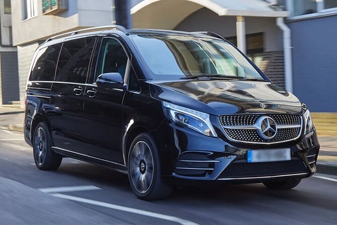 Private Transfer from Dubrovnik to Budva, Kotor, Podgorica or Tivat in Montenegro - Comfort Level: Air-Conditioned, Private, and Built for Real Sitting