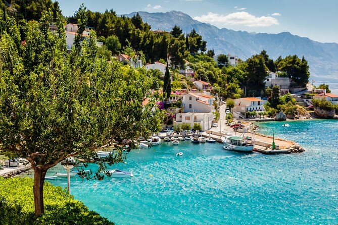 Private Transfer from Dubrovnik to Split with 2 hours for sightseeing - Stop option 1: Ston for the wall, oysters, and a quick coastal town reset