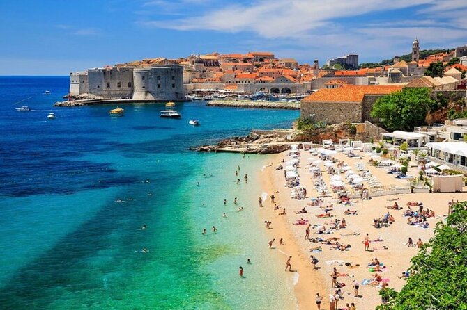 Private Transfer From/To Dubrovnik Airport - How the Dubrovnik airport pickup works, from sign to curb