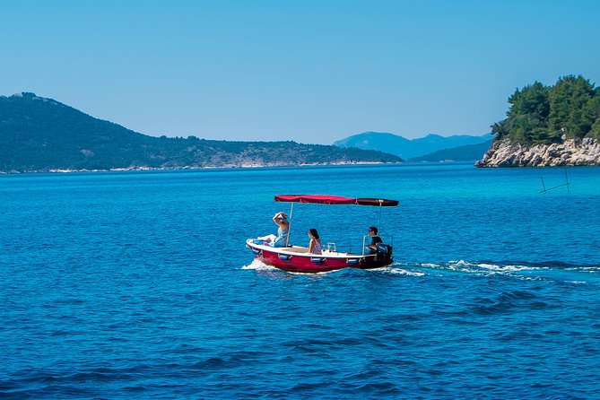 Rent a small boat without skipper - explore the islands and find hidden caves - Key highlights worth planning around