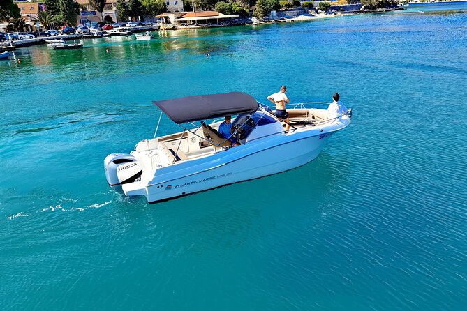 Speedboat Atlantic Marine 750, 4 or 8 hours - Captain Ygor and the Value of a Flexible Route
