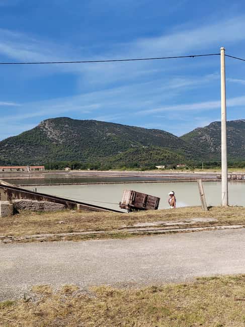 Ston private walking tour with the walls and saltworks visit - Ston’s walls and saltworks in a tight 2 hours