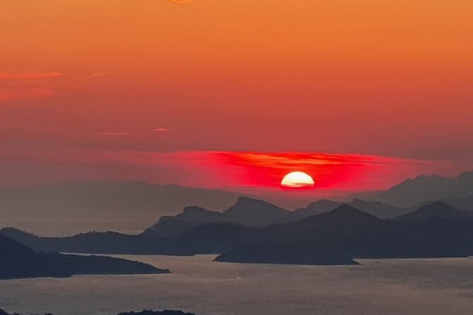 Sunset and Wine / Dubrovnik Sunset Tour and Premium Wine Tasting - Stop 3: Bosanka at the Srđ Mountain Viewpoint
