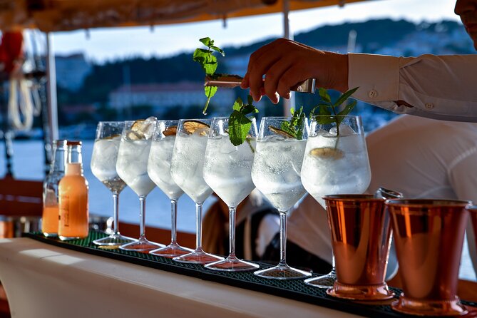 Sunset Cruise | Cocktail Experience on Board around Dubrovnik - Comfort, crowding, and where to stand or sit