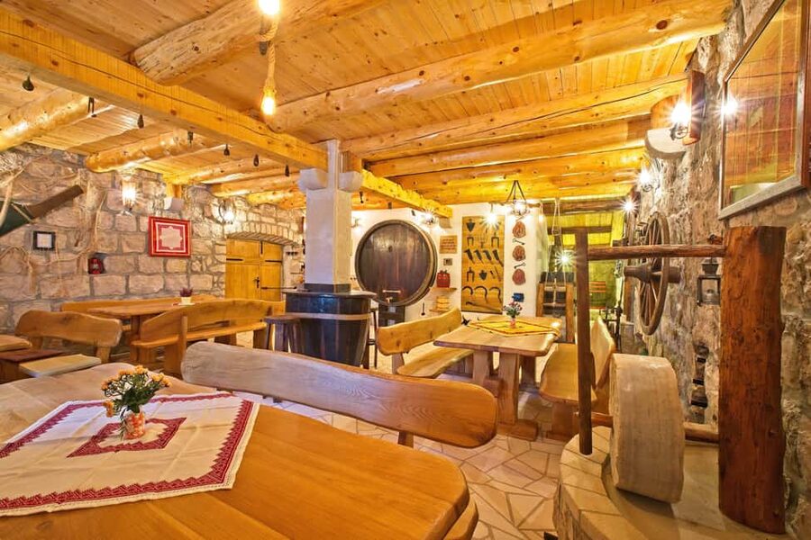 Taste & Tradition of Dubrovnik Countryside - Izletište Mlin Đivanović: Aperitif, Local Snacks, and a Proper Taste List
