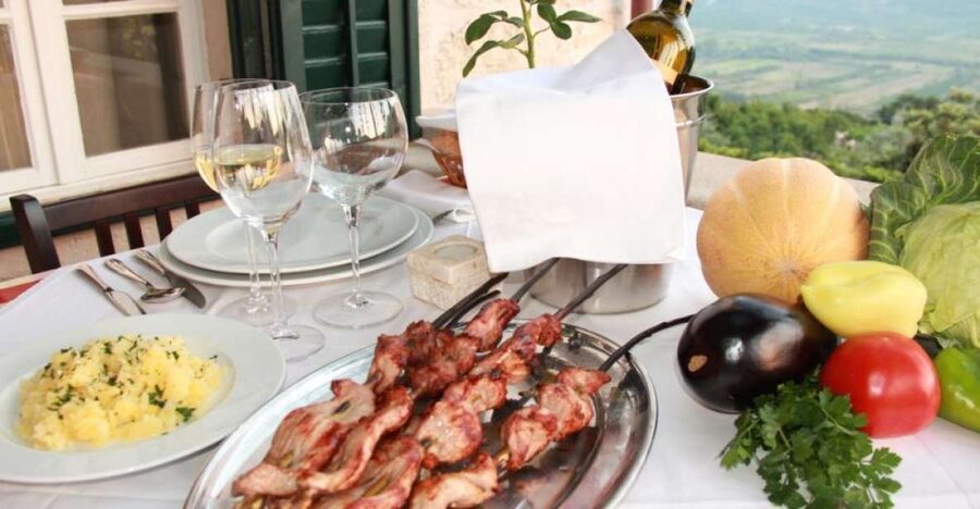 Traditional Dalmatian Cooking Class from Dubrovnik - Riding Out From Dubrovnik: Welcome Drinks and a Real Countryside Start