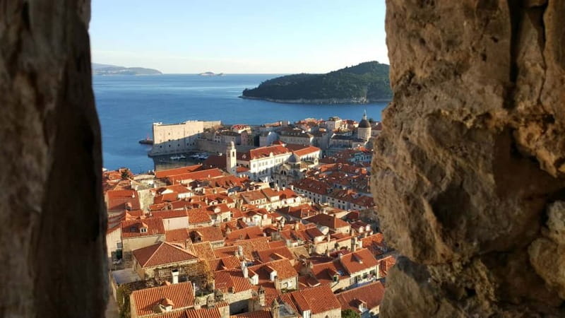 Walls of Dubrovnik: Small-Group 2-Hour Tour With a Local - Meeting near Fort Revelin and getting oriented fast