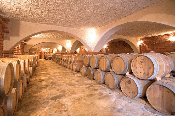 Wine tour peninsula Pelješac - Price and logistics: is $360.31 per group good value?